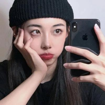 偷窥至亲 海报
